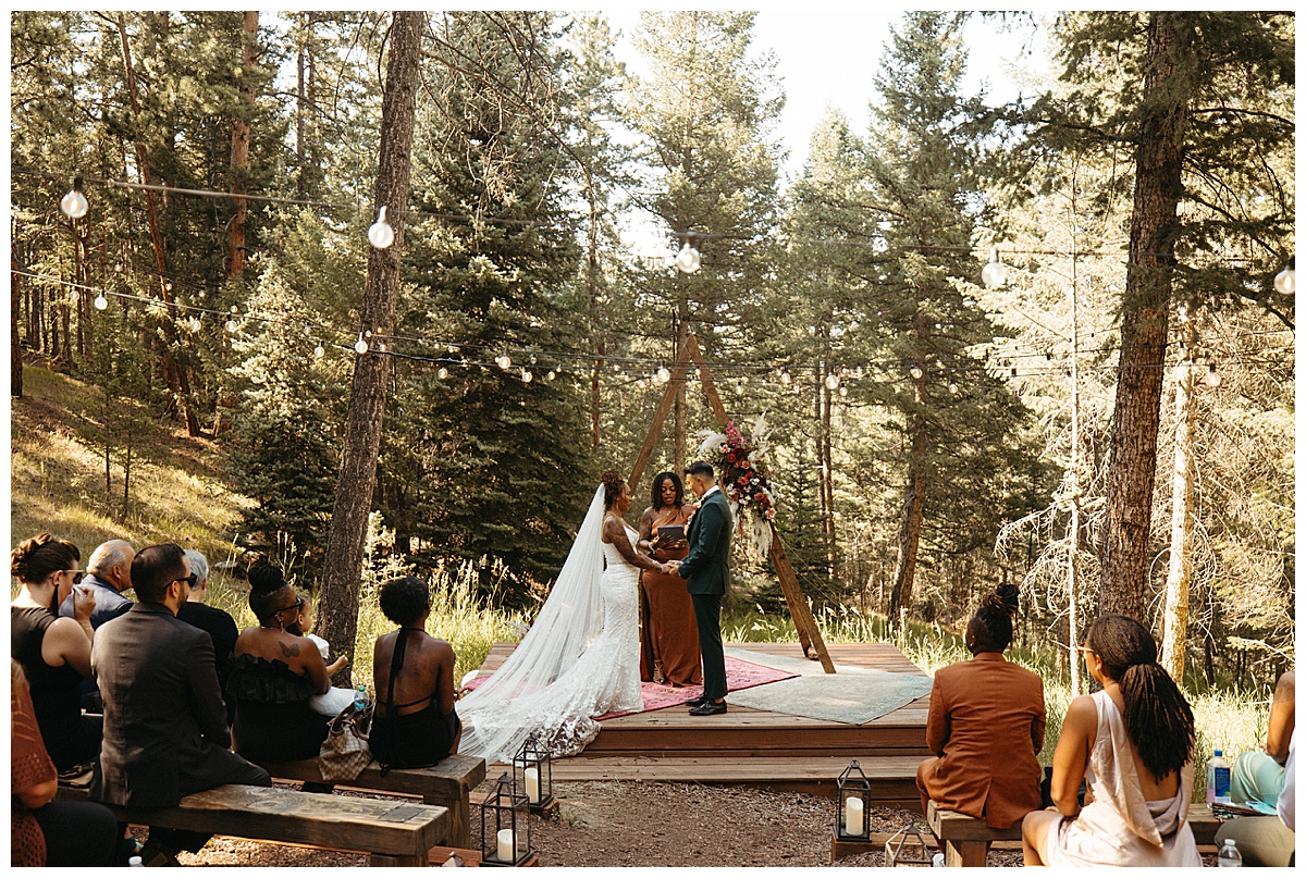 This couple got married at Juniper Mountain House, a non-traditional wedding venue near Denver.